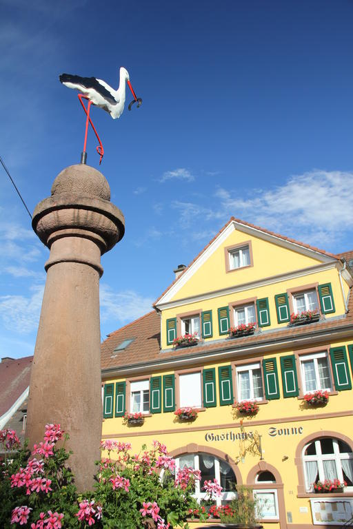 Weinhotel / Gasthaus Zur Sonne Ihringen Exterior photo